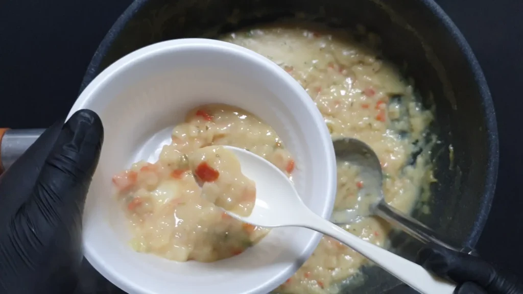 코스트코 비상식량 중 가장 맛있게 먹은 메뉴 포테이토 치킨 플레이버 팟 파이